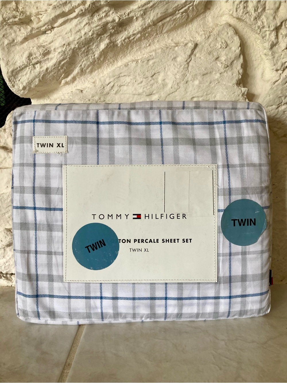 Tommy Hilfiger Newton Plaid Twin XL 100% cotton percale sheet set in grey